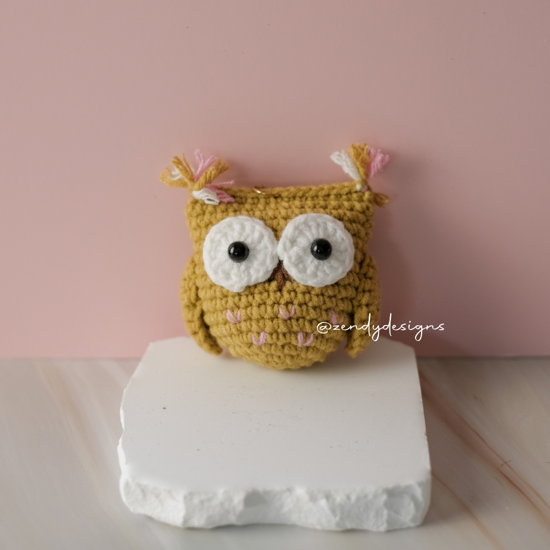Big Eyeballs Owl Keychain
