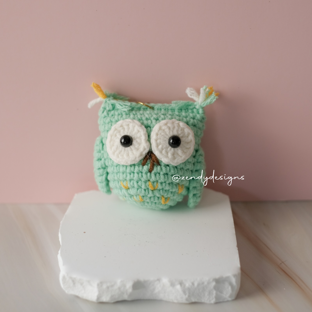 Big Eyeballs Owl Keychain