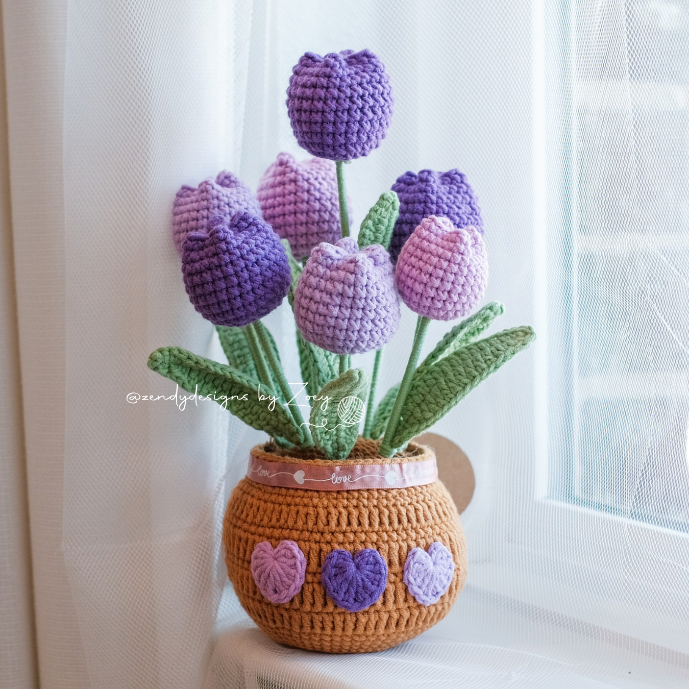 Margaret Tulip Pot (large)